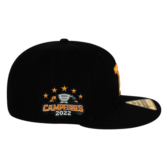 Gorra Leones Fitted Negro LY